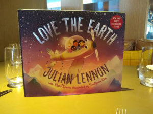 Love the Earth/Julian Lennon