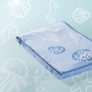 LUXEAR Arc-Chill Double-Sided Cooling Blanket Ideal for Summer: Review by Robin Gorman Newman – MotherhoodLater.com